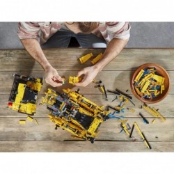 LEGO TECHNIC 42131 APP-CONTROLLED BULLDOZER CAT D11