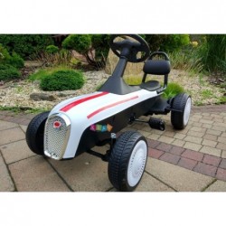 GM02 GO KART White