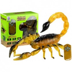 Remote Controlled Scorpion Remote R/C Walking&Glowing Yellow