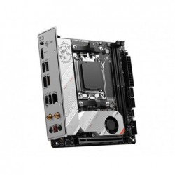 Mainboard MSI AMD B650 SAM5 Mini-ITX Memory DDR5 Memory slots 2 1xPCI-Express 16x 2xM.2 1xHDMI 5xUSB