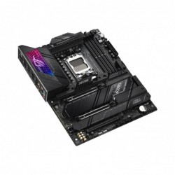 ASUS ROG STRIX X670E-E GAMING WIFI AMD X670 Socket AM5 ATX