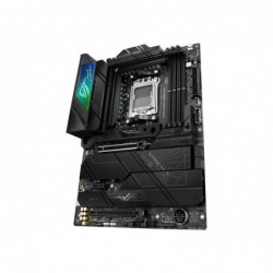 ASUS ROG STRIX X670E-F...