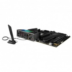 ASUS ROG STRIX X670E-F GAMING WIFI AMD X670 Socket AM5 ATX