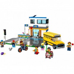 LEGO City 60329 A day at...