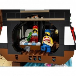 LEGO Ideas 21322 Piraci z Zatoki Barakud