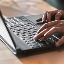 HP Victus 15-FA1082WMDX i5-13420H 15.6" FHD AG 144Hz 16GB SSD512 BT BLKB LAN GeForce RTX 4050 6GB Win11 Black  (REPACK)