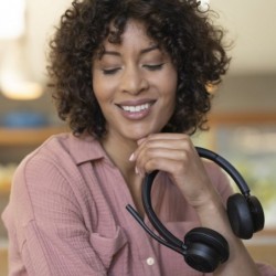 Poly Voyager 4320-M +USB-A to USB-C Cable +BT700 dongle