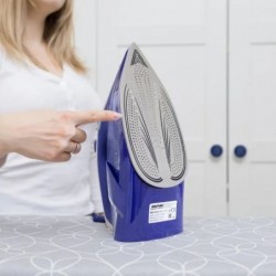 Żelazko parowe ze stopą ceramiczną MPM MZE-24/G