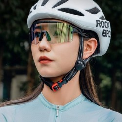 Photochromic cycling glasses with UV protection and Rockbros transparent black corrective insert