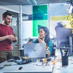 HP ZBook Fury G11 i9-14900HX 16.0"WUXGA Touch 400nits AG 32GB DDR5 SSD1TB RTX 3500_12GB Cam 5 MP 95Wh W11Pro 3Y OnSite