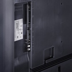 55" Samsung QE55Q7F TV