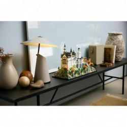 LEGO ARCHITECTURE 21063 Neuschwanstein Castle