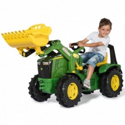 John Deere'i pedaalitraktor...