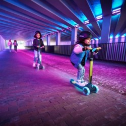 BERG Children's Three-wheeled scooter NEXO 2+ LED backlight