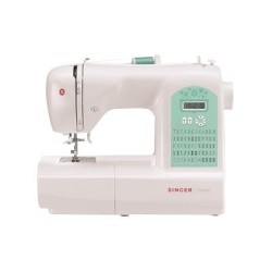 Sewing machine Singer...