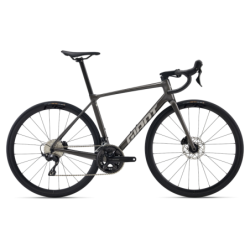 Maanteeratas GIANT TCR...