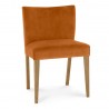 Стул TURIN 57x51xH80см, обитое сиденье и спинка покрыты оранжевой бархатной тканью, светлые дубовые ножки